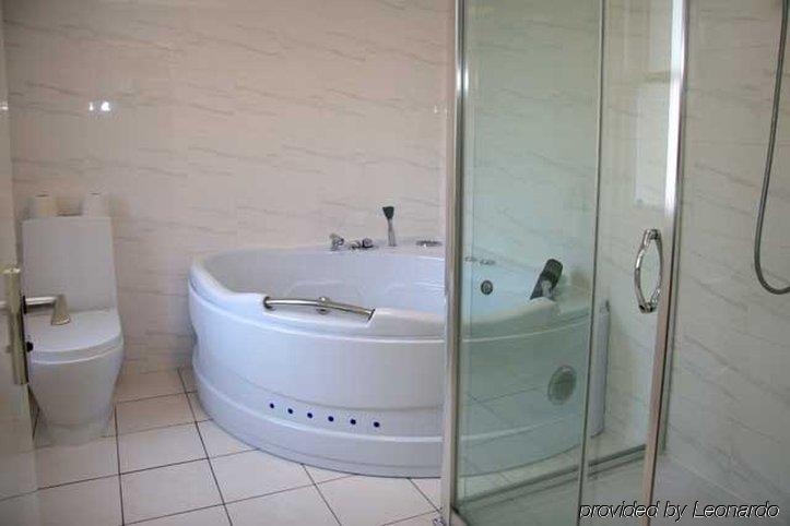 Windsor Hotel Nairn Esterno foto