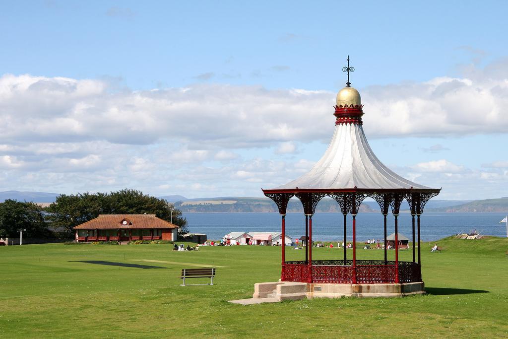 Windsor Hotel Nairn Esterno foto